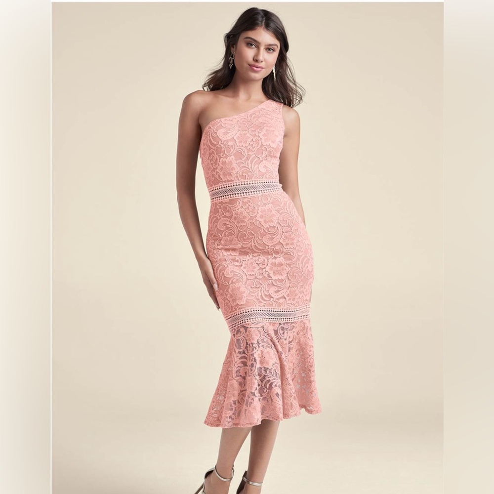 Venus One-Shoulder Lace Dress